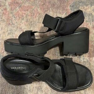 Vagabond Black Chunky Platform Sandals